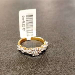 Ladies gold ring with 0.26CT diamonds gold weight 4.110 grams