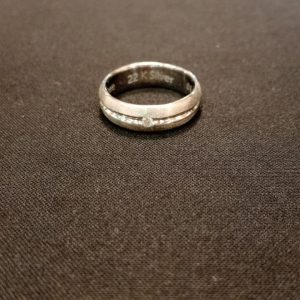 Silver finger band with diamond 0.06 CT